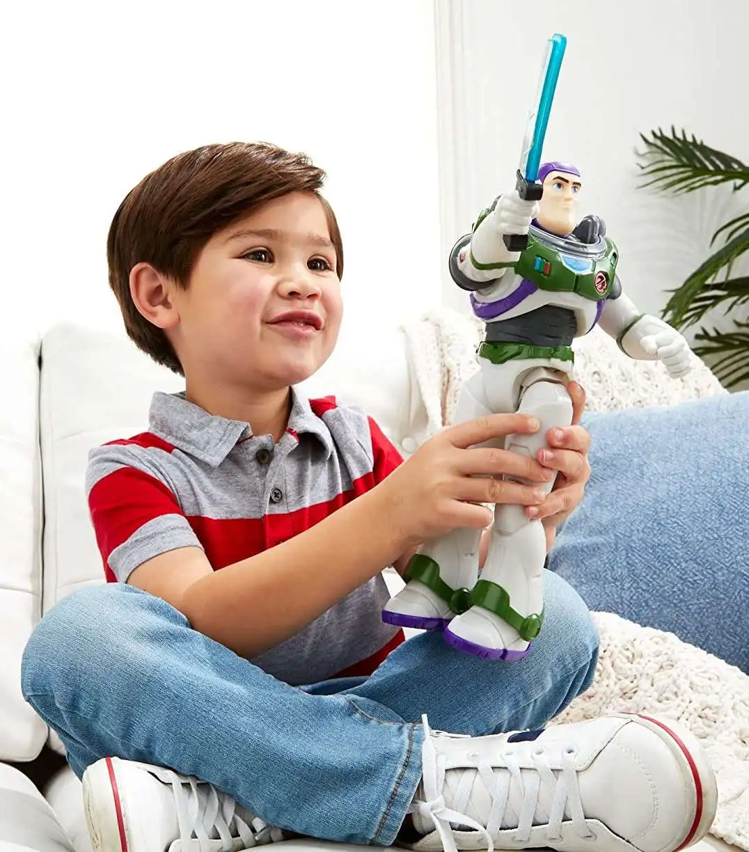 Brand new โ Disney / Pixar Lightyear Movie Laser Blade Buzz Lightyear Action Figure (Pre-Order ships January) ๐งจ 4 Brand new โ Disney / Pixar Lightyear Movie Laser Blade Buzz Lightyear Action Figure (Pre-Order ships January) ๐งจ - Image 4