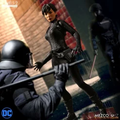 Wholesale 🥰 DC One:12 Collective Catwoman Action Figure 👍 -Toy Story Shop mezcoone12catwoman inset3